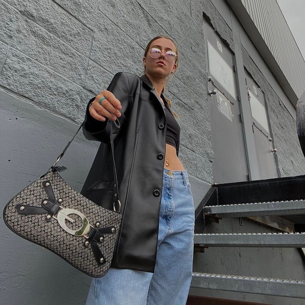❌NOT AVAILABLE❌ Vintage Guess Mini Bag